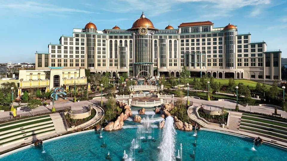 Universal Helios Grand Hotel